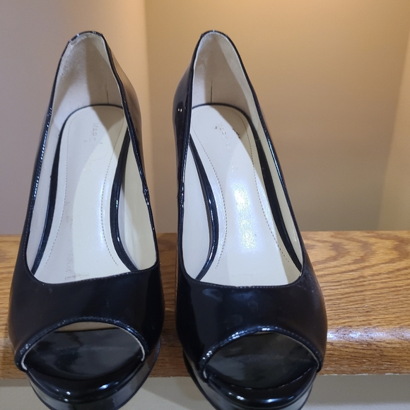 Marc Fisher stilettos - Picture 3 of 4